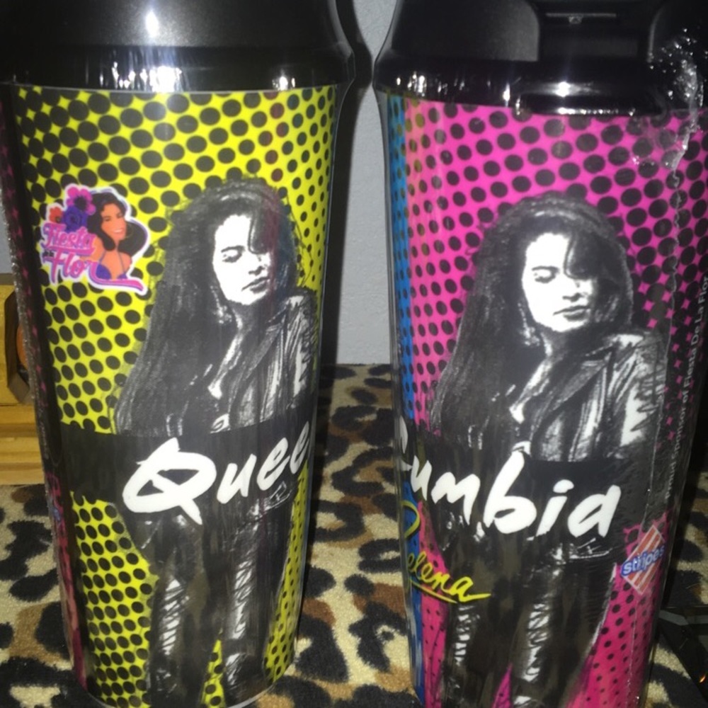 1 Selena Cup